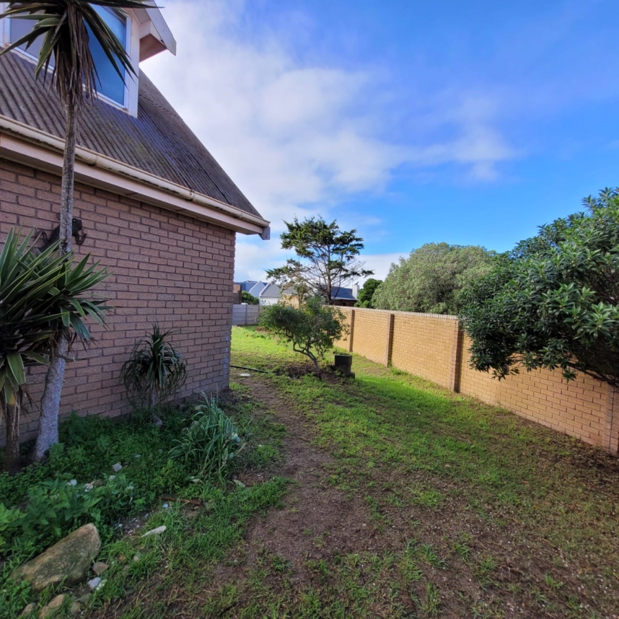 3 Bedroom Property for Sale in Bluewater Bay Western Cape